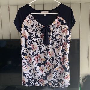 Misses Top- Large - Super soft!!